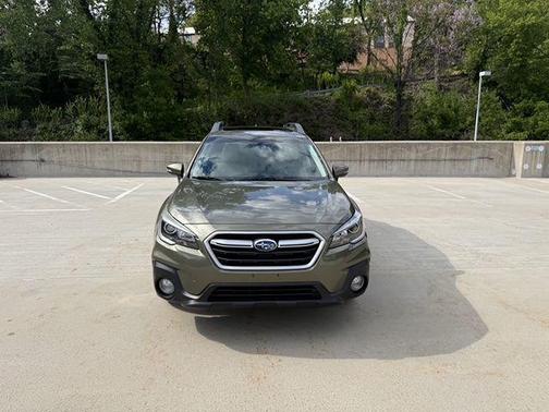 Wilderness Green Metallic 2018 Subaru Outback 2.5i Limited