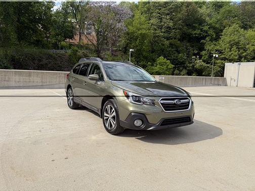 Wilderness Green Metallic 2018 Subaru Outback 2.5i Limited