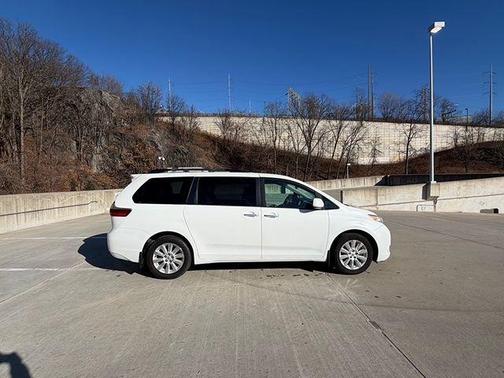 2015 Toyota Sienna Limited