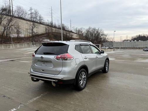 2015 Nissan Rogue SL