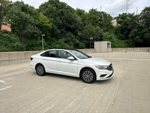 2021 Volkswagen Jetta 1.4T R-Line