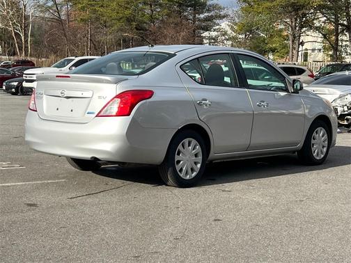 2014 Nissan Versa 1.6 SV