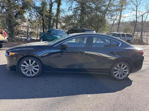 2024 Mazda Mazda3 FWD w/Preferred Package