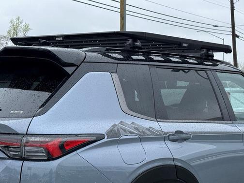 Moonstone Gray 2026 Mitsubishi Outlander Trail Edition