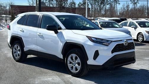 2024 Toyota RAV4 LE