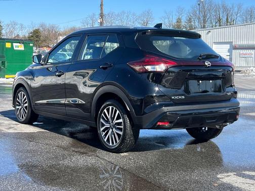 2024 Nissan Kicks SV