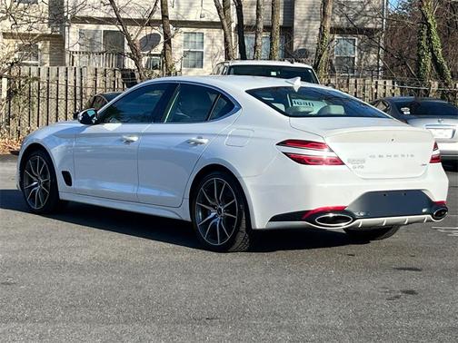 2024 Genesis G70 2.5T