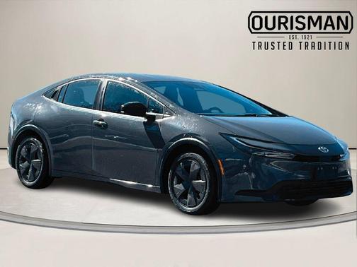 2024 Toyota Prius LE