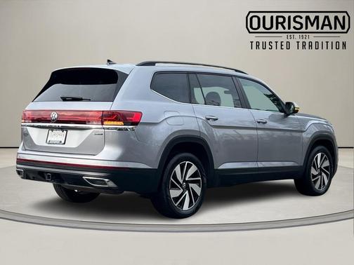 2024 Volkswagen Atlas 2.0T SE