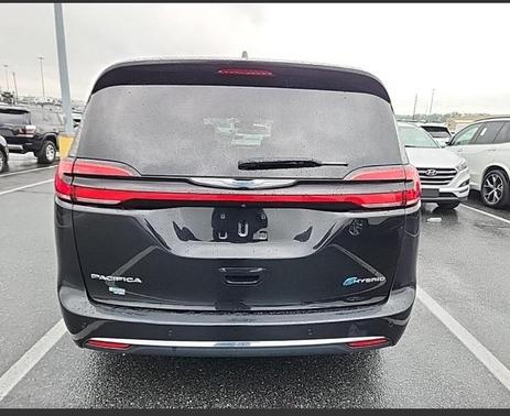 2021 Chrysler Pacifica Hybrid Touring L