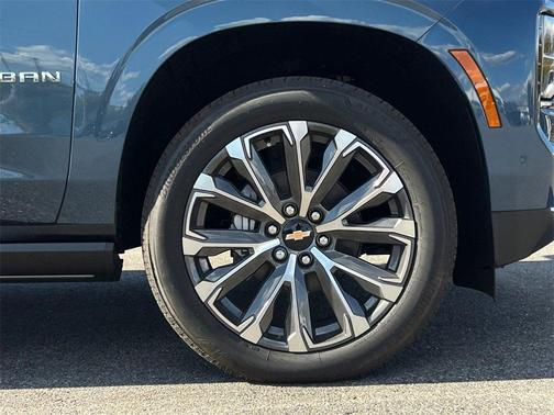 2025 Chevrolet Suburban High Country