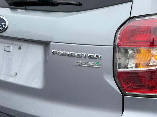 2016 Subaru Forester 2.5i Touring