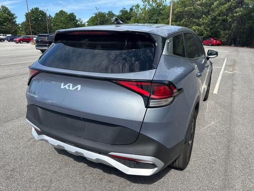 Silver 2025 Kia Sportage LX