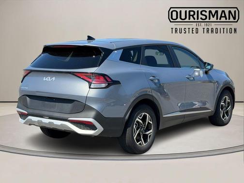 Silver 2025 Kia Sportage LX