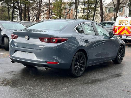 2025 Mazda Mazda3 2.5 S Carbon Edition