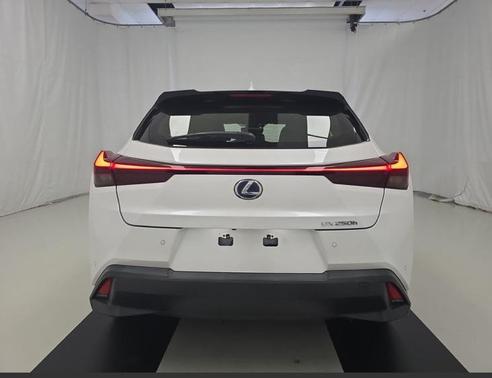 2020 Lexus UX 250h Base