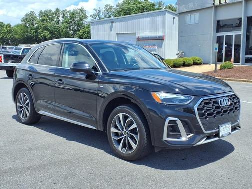 2024 Audi Q5 45 S line quattro Premium