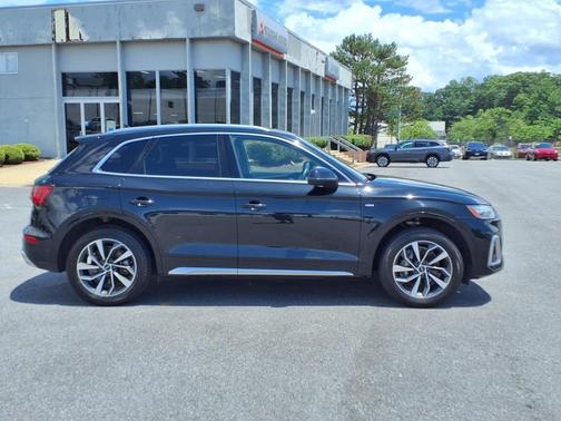 2024 Audi Q5 45 S line quattro Premium