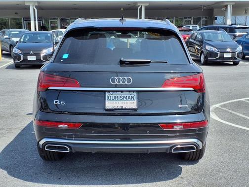 2024 Audi Q5 45 S line quattro Premium