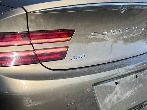 2023 Genesis G80 2.5T