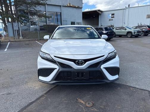 2024 Toyota Camry SE Nightshade