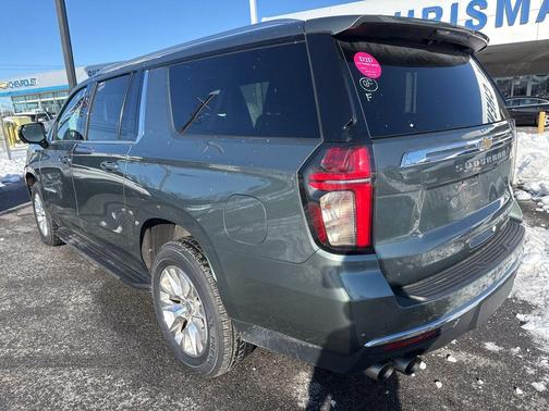 2023 Chevrolet Suburban Premier