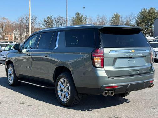 2023 Chevrolet Suburban Premier