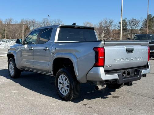 2024 Toyota Tacoma SR5