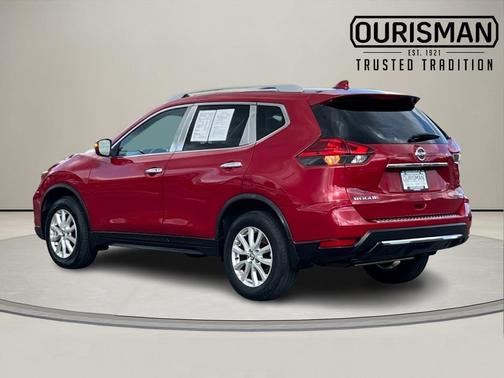 2017 Nissan Rogue SV
