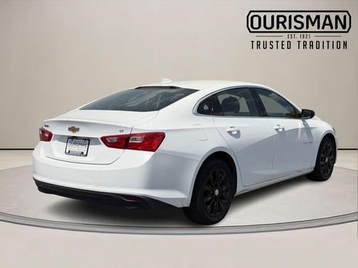 Summit White 2023 Chevrolet Malibu LT