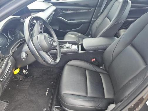 2025 Mazda Mazda3 FWD w/Preferred Package