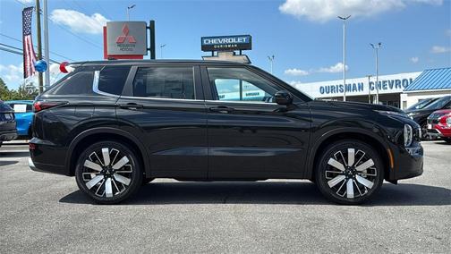 2025 Mitsubishi Outlander SE