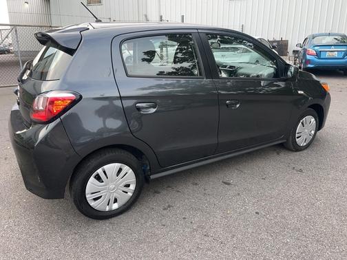 2024 Mitsubishi Mirage ES
