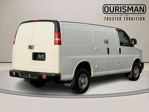 Summit White 2017 Chevrolet Express 2500 Work Van