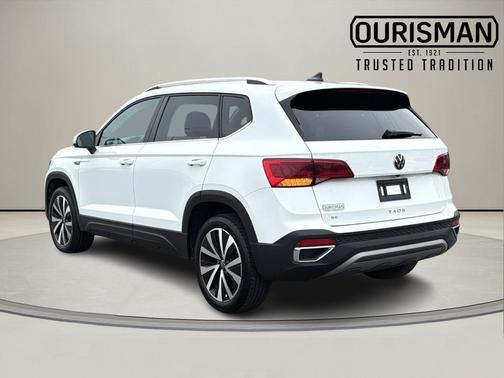 2024 Volkswagen Taos 1.5T SE