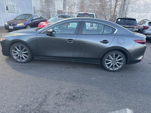 2024 Mazda Mazda3 FWD w/Preferred Package