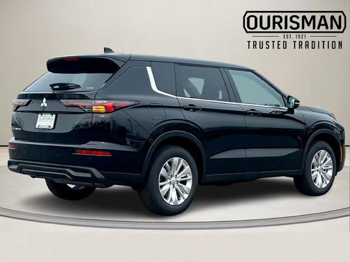 2026 Mitsubishi Outlander ES