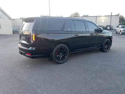 2022 Cadillac Escalade ESV Sport