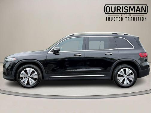 Black 2024 Mercedes-Benz EQB 250 Base
