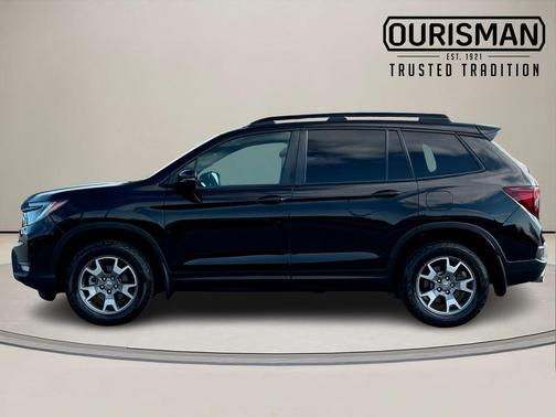 Crystal Black Pearl 2022 Honda Passport TrailSport