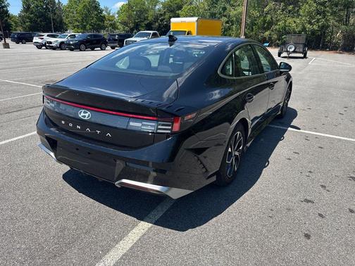 Black 2025 Hyundai SONATA SEL