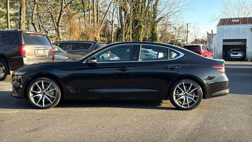 2024 Genesis G70 2.5T