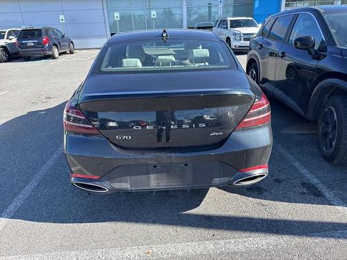 2024 Genesis G70 2.5T