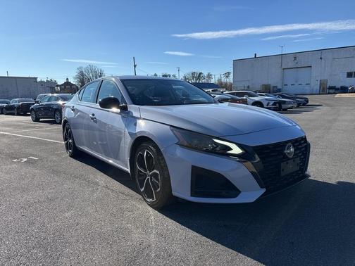 2023 Nissan Altima 2.5 SR