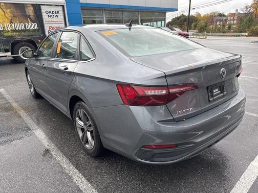 2024 Volkswagen Jetta 1.5T SE