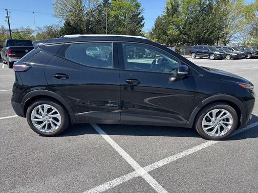 Black Metallic 2023 Chevrolet Bolt EUV LT