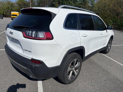 Bright White Clearcoat 2021 Jeep Cherokee Limited