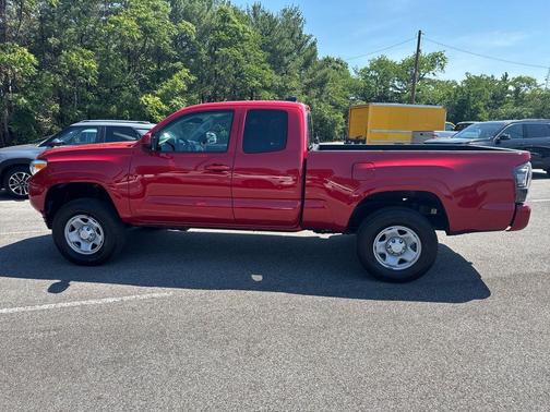 Barcelona Red Metallic 2022 Toyota Tacoma SR