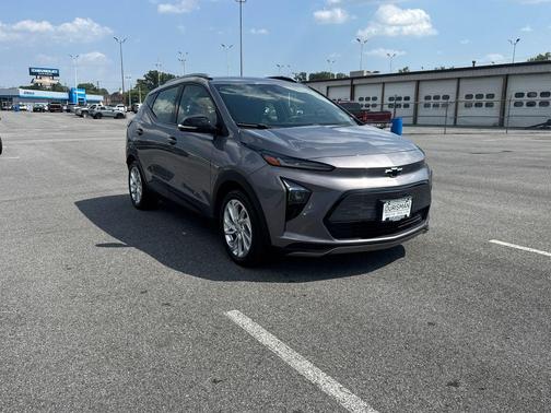 Gray 2023 Chevrolet Bolt EUV LT