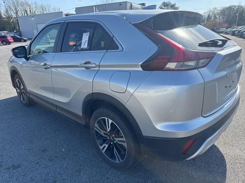 Labrador Black Pearl 2025 Mitsubishi Eclipse Cross